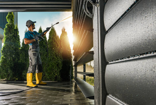 Fence Pressure Washing in Country Clu, FL