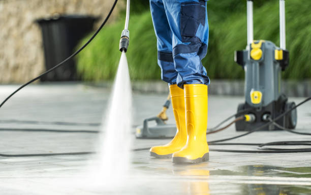 Why Choose Our Certified Pressure Washing Experts for Your Project Needs in Country Clu, FL?